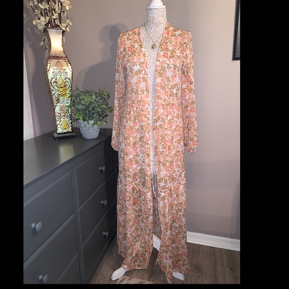NWOT Floral Long Sleeve Duster - Picture 3 of 8